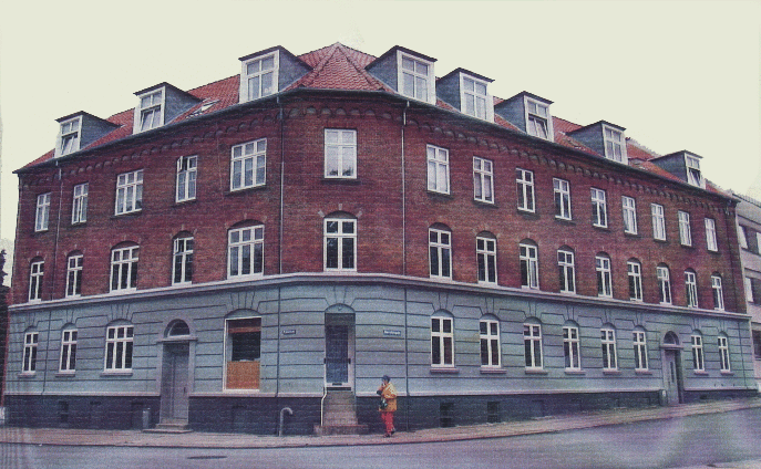 Ejendommen beliggende på Fabersvej og Nørregade 1